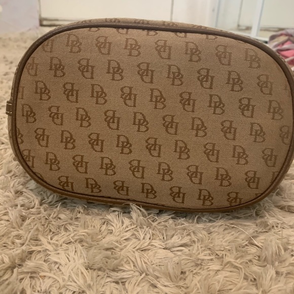 Dooney & Bourke Satchel - Picture 4 of 8